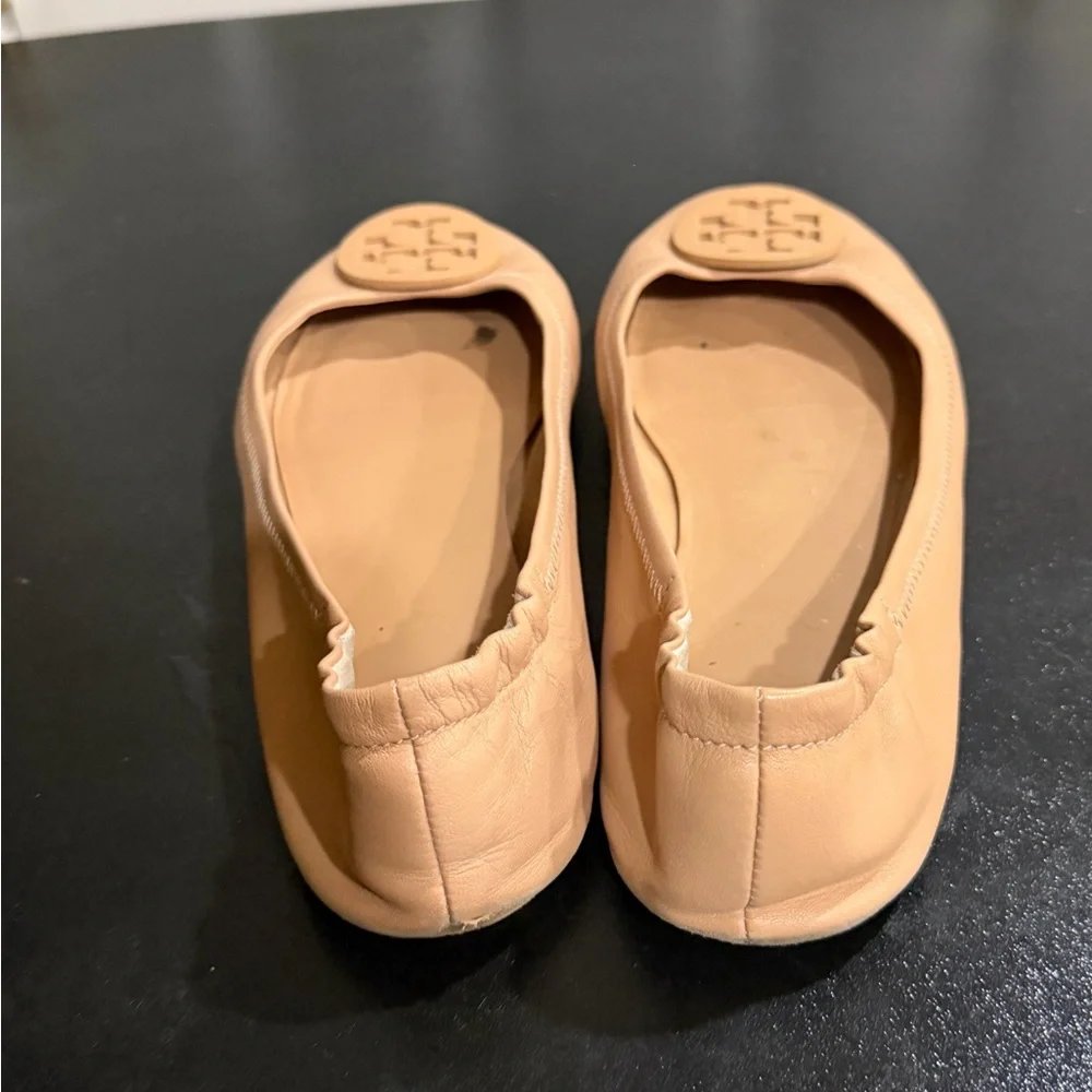 Tory Burch pink leather Flats size 9.5